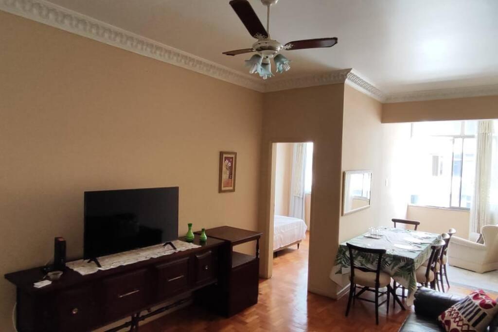 2 Bedroom Copacabana Brazil Appartamento Rio de Janeiro